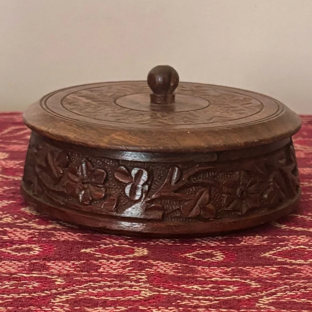 Vintage Carved Wooden Trinket Jewelry Box Hand Crafted Rosewood Ornate Floral